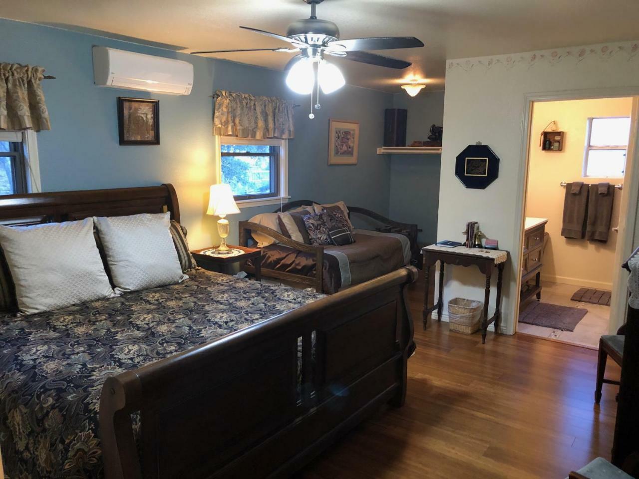 Ramsey Canyon B&B Nicksville Екстериор снимка
