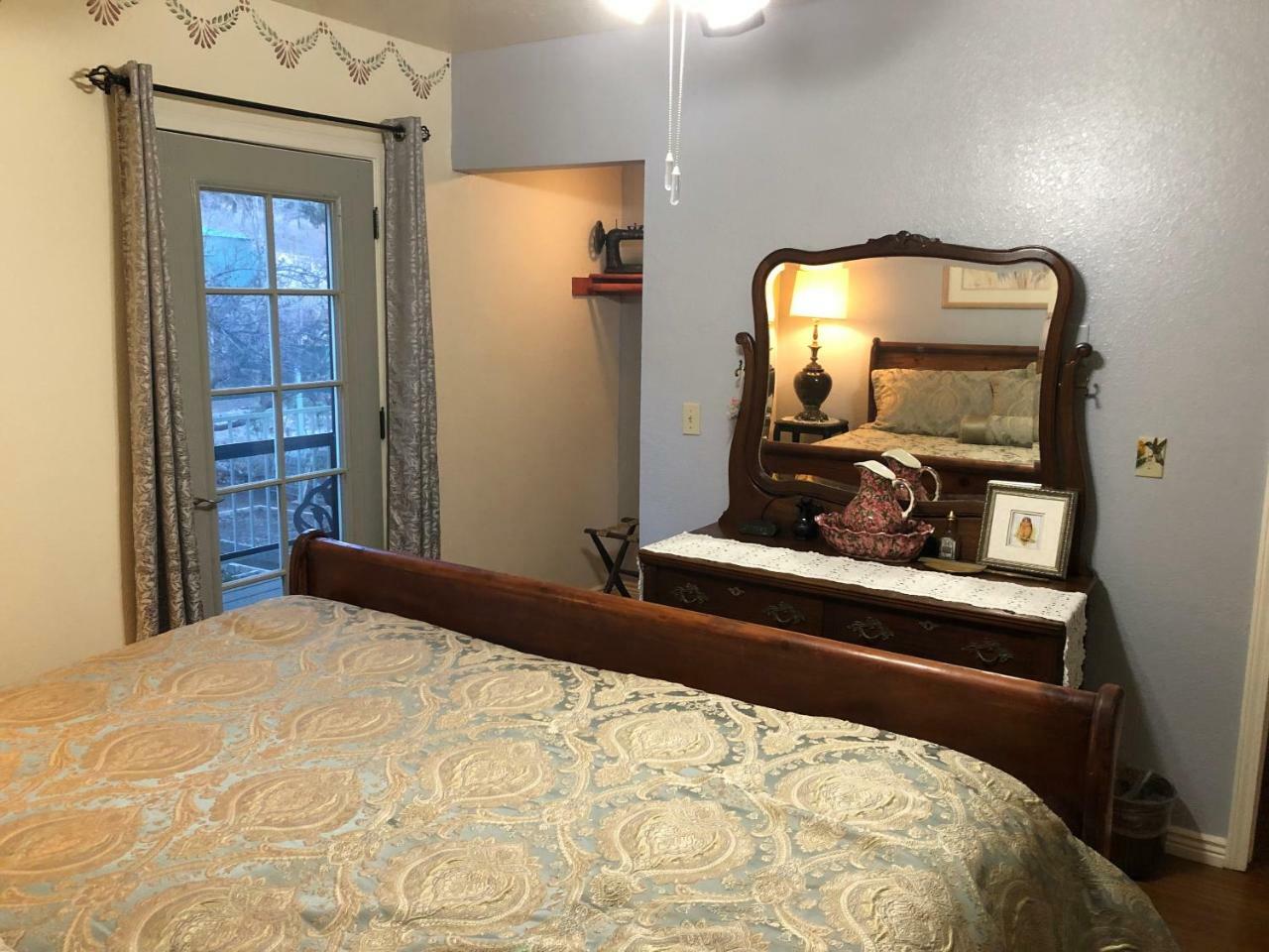 Ramsey Canyon B&B Nicksville Екстериор снимка